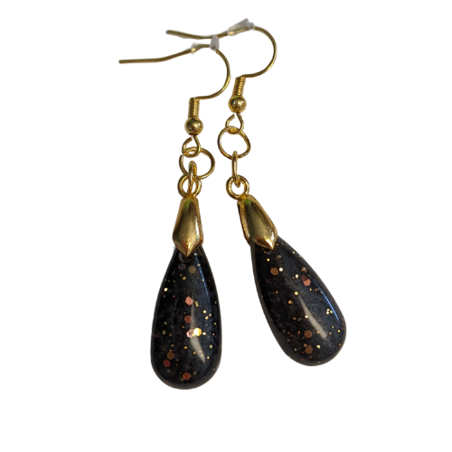 Dangle earrings A