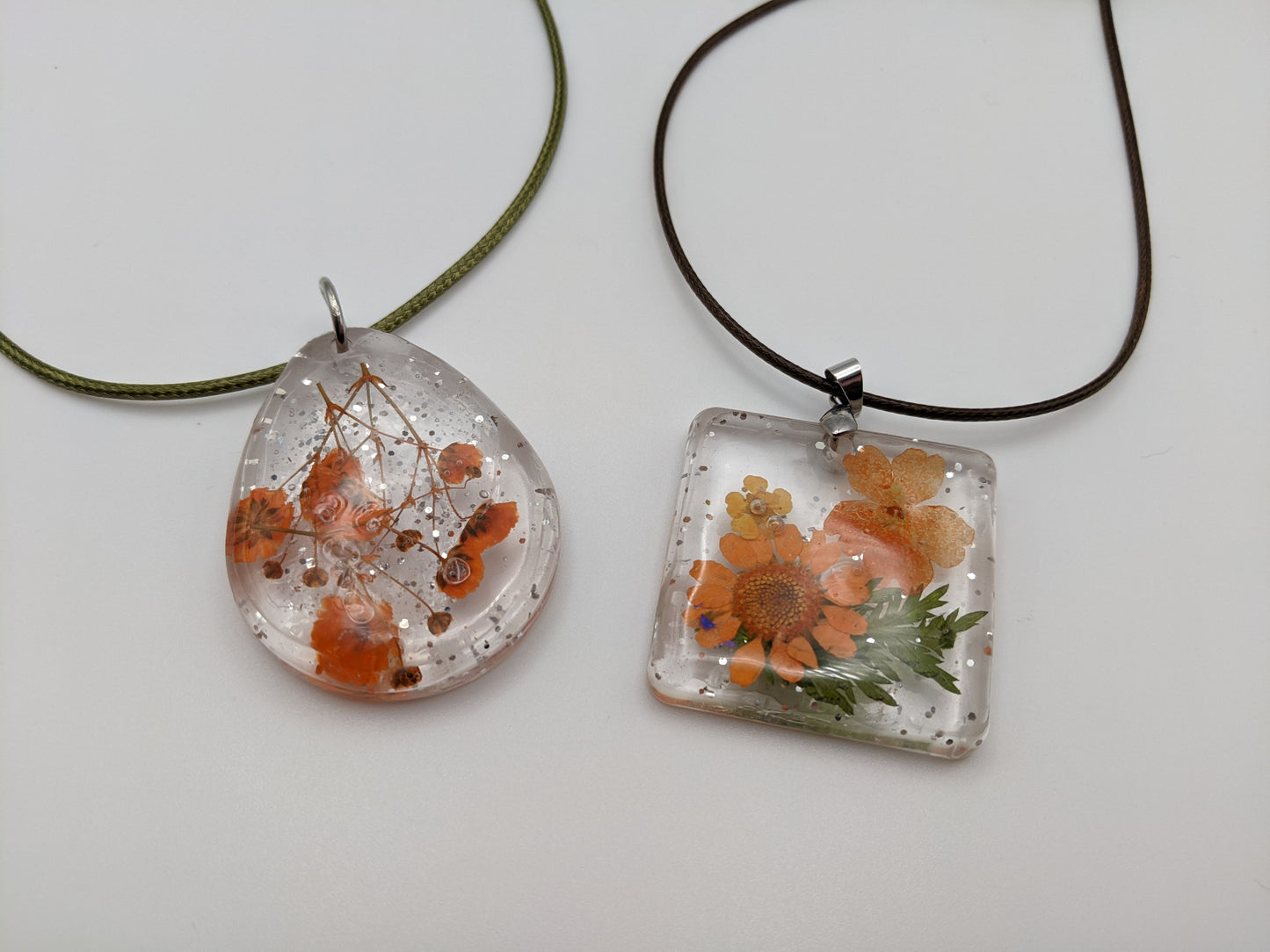 Fall Feelings Flower Necklace